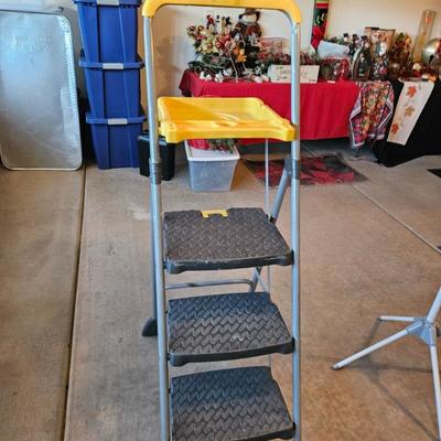 Sale Photo Thumbnail #104: Step Stool
