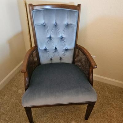 Sale Photo Thumbnail #14: Beautiful Chair