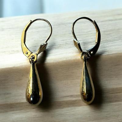 14k Gold Teardrop Earrings (1.41 Grams)
