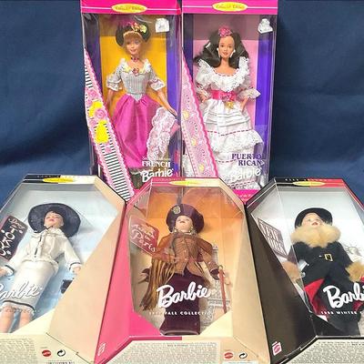 Barbies - Seasons Spring, Fall, Winter, Traveling