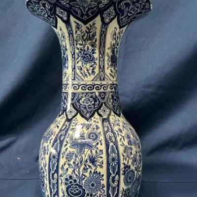 Delfts Made For Royal Sphinx By Boch Belgium Vase 