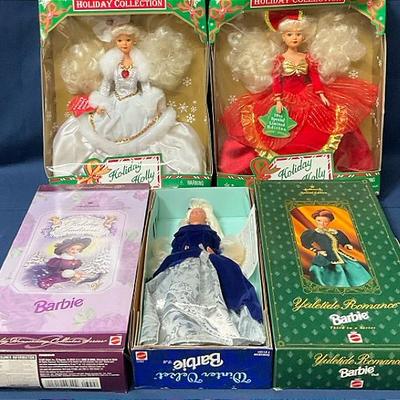 Holiday Yuletide Barbies