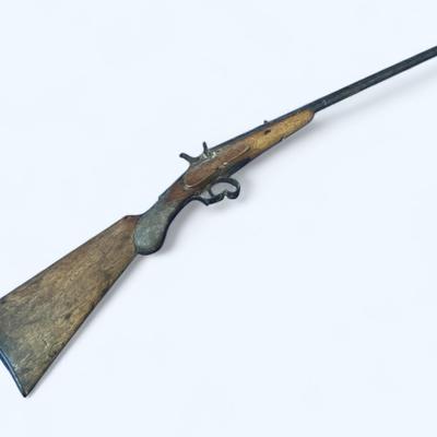 Antique Breech-Loading Rifle 