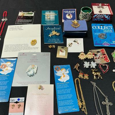 Religious Jewelry And Holiday Pieces 