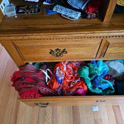 Sale Photo Thumbnail #110