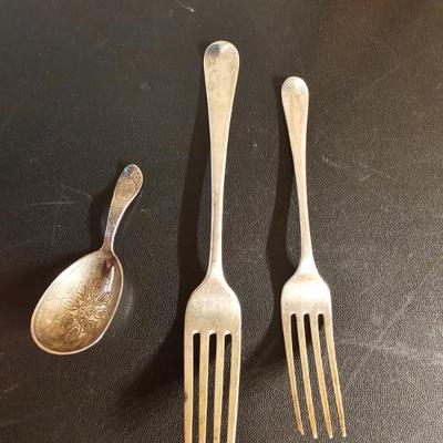 Silver Forks, Spoon