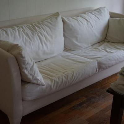 Contemporary linen fabric sofa. Good con