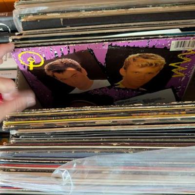 Sale Photo Thumbnail #117