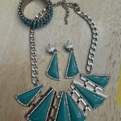 Sale Photo Thumbnail #8