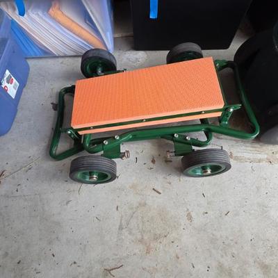 Sale Photo Thumbnail #14: Gardening Bench