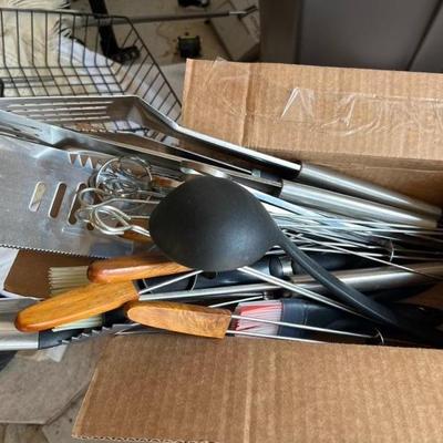 Sale Photo Thumbnail #37: Grilling Utensils