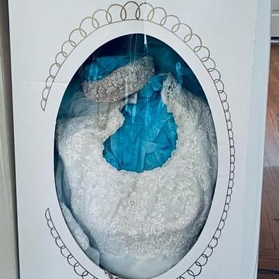 Sale Photo Thumbnail #19: Preserved Wedding Gown from 1960s