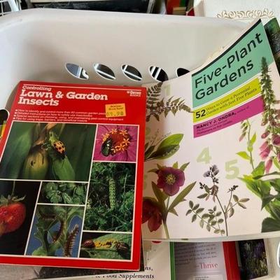 Sale Photo Thumbnail #40: Gardening Books