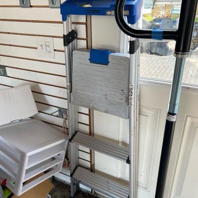 Sale Photo Thumbnail #44: Ladder