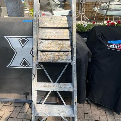 Sale Photo Thumbnail #33: Ladders