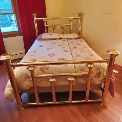 Beautiful Vintage Wesley Allen Queen Brass Bed