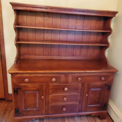 Beautiful Hutch - Cushman Colonial Creation