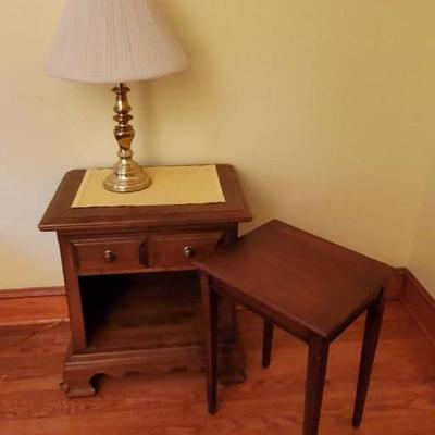 (2) Nightstands and Brass Lamp