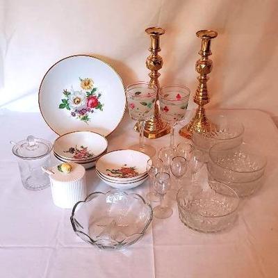 Kaiser Floral Bowls and Other Decor Pieces 