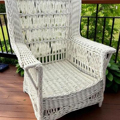 Vintage bar harbor wicker chair