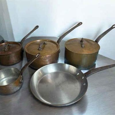Five french copper pots lot 1