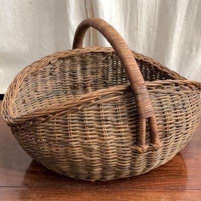 Vintage country gathering basket