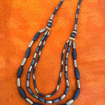 Vintage dauplaise necklace