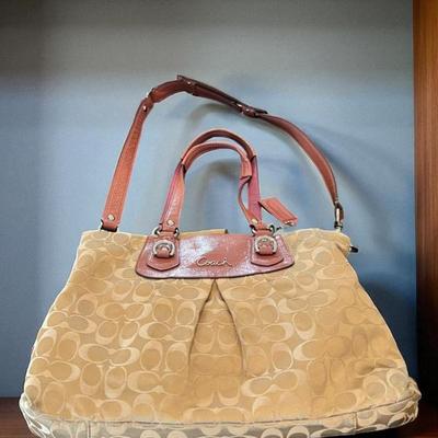 Sale Photo Thumbnail #352