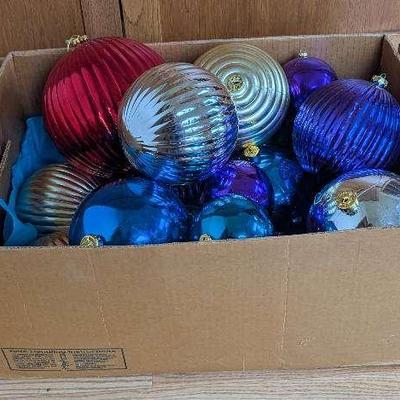 Outdoor Ornaments