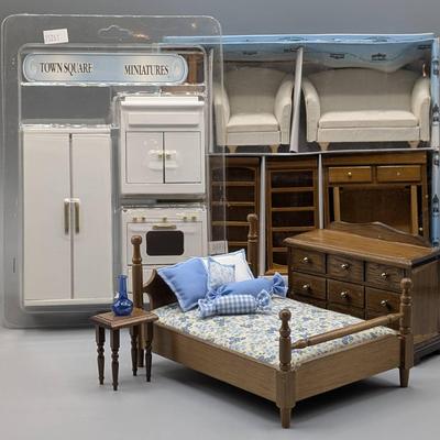 Town Square Miniatures Dollhouse Furniture 