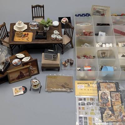 Dollhouse Furniture and Household Miniatures 