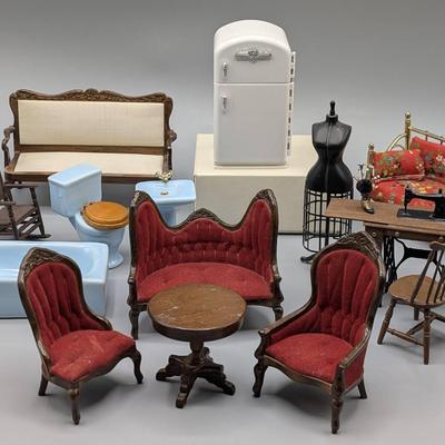 Dollhouse Furniture Variety