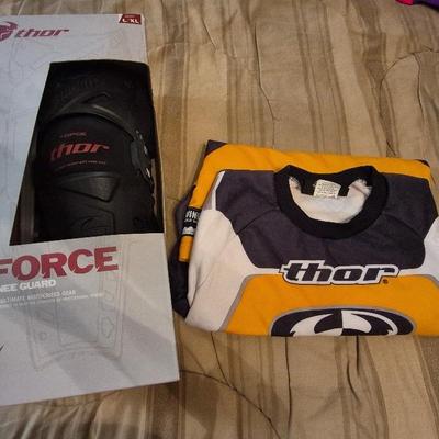 Dirt Bike Thor Force Knee Guards & Shirt 