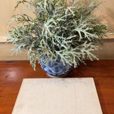 Vintage Louisiana’s Antebellum Architecture Book & Flower In Blue & White Ceramic Planter 