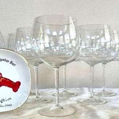 Red Wine Glasses & English Oyster Bar Plate