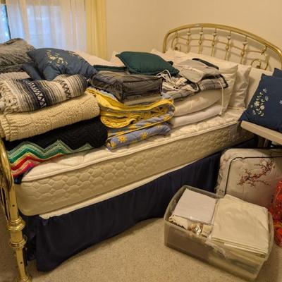 Sale Photo Thumbnail #143