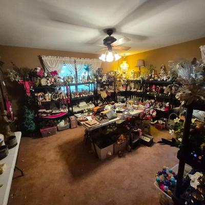 Sale Photo Thumbnail #125