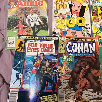 Comic Lot – Green Lantern #49 (Emerald Twilight), Conan, James Bond, Richie Rich & More (10 Issues) 