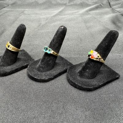 Yellow Gold 14k Bands With Multi Color Gemstones | 8.22g Total Weight | Size 5
