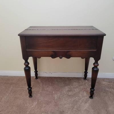 Antique Mahogany Davenport Style Writing Desk | Lift-Top with Hidden Compartments