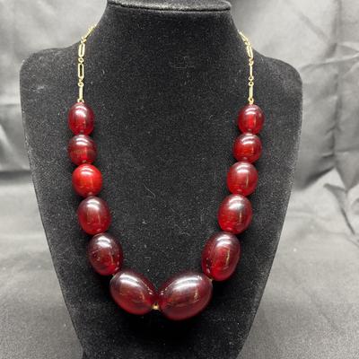 Vintage Cherry Amber Bead Necklace With 14K Clasp | Graduated Red Beads