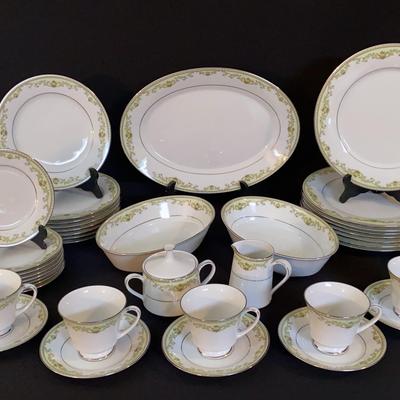 Vintage (1970s) Noritake Contemporary Fine China Raleigh 2487 Pattern