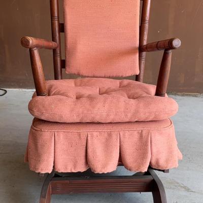 Vintage Colonial maple arm w/pulley chair