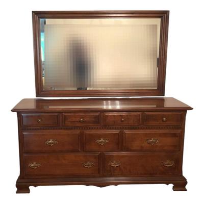 Ethan Allen Dresser With Mirror
