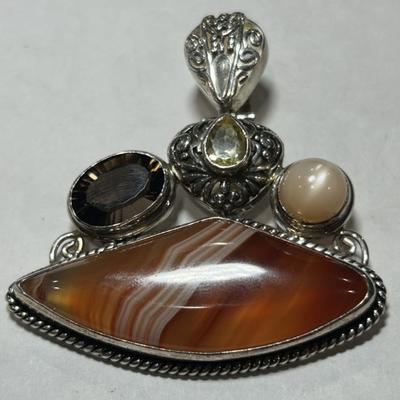 Sale Photo Thumbnail #134