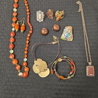 Sale Photo Thumbnail #720