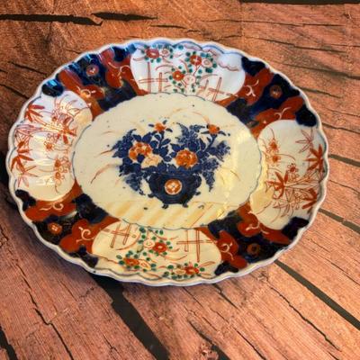 Vintage Chinese and Japanese porcelain vases, jars and plates