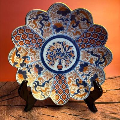 Vintage Chinese and Japanese porcelain vases, jars and plates