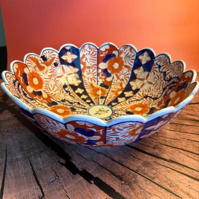 Vintage Chinese and Japanese porcelain vases, jars and plates