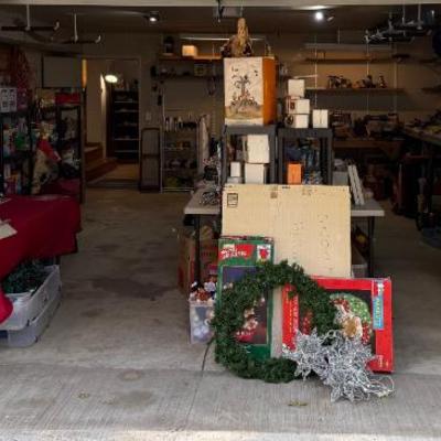 Estate sale photo